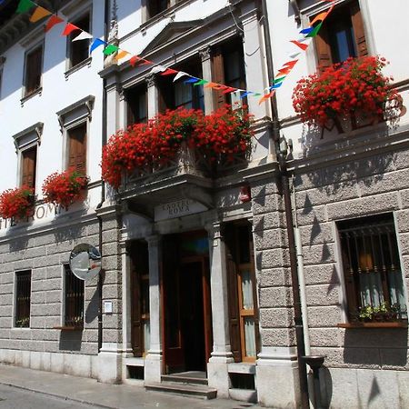 Albergo Roma Tolmezzo Esterno foto