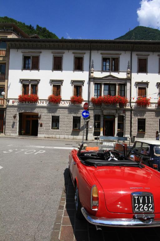 Albergo Roma Tolmezzo Esterno foto